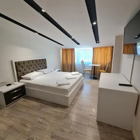 Star Hotel 2*