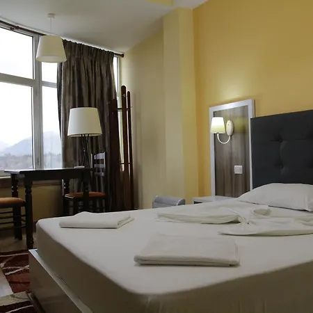 Hotell Star 2*